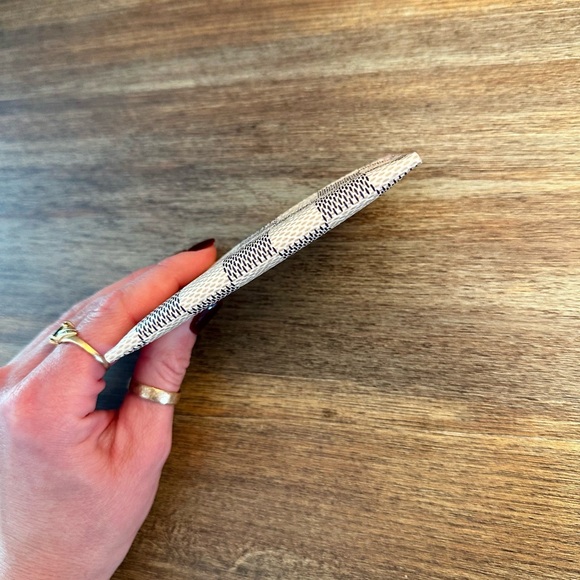 Authentic Louis Vuitton Card Holder - Picture 6 of 10